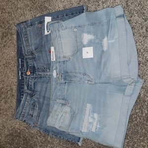 🚨🚨🚨🚨🚨Two pair of women's shorts🚨🚨🚨🚨🚨